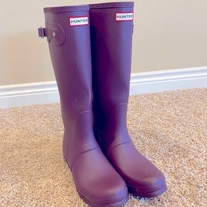 Hunter tall rain boots Size 9